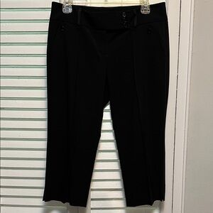 Elie Tahari Elegant Black Women's Capri Pants size 6